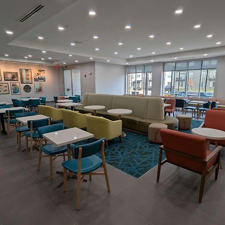 Home2 Suites By Hilton Cincinnati Midtown Oakley Bagian luar foto